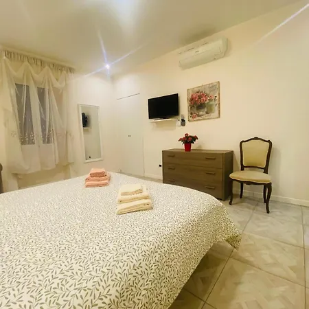 Dimora Em Corso Giuseppe Garibaldi Apartment